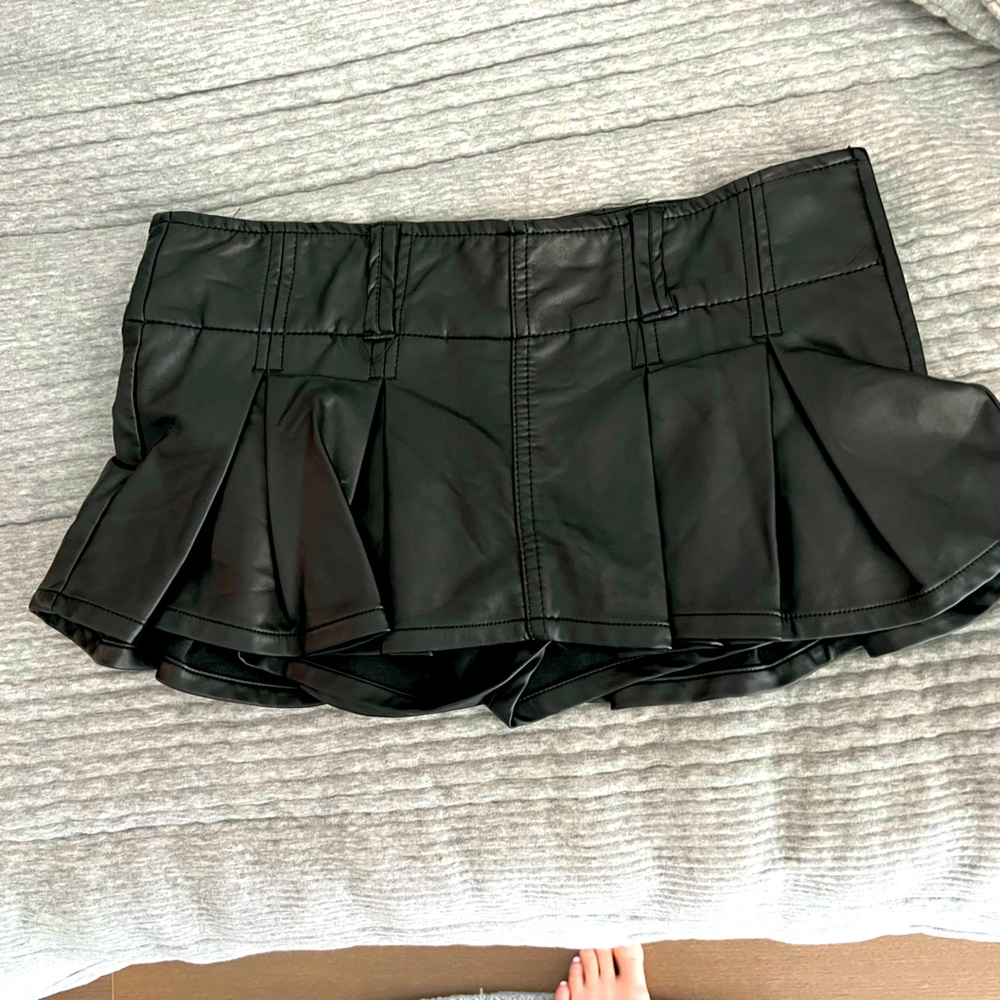 COPY - Free People - Someday Mini Skort NEW - black size 2